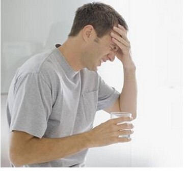 男性尿道炎有哪些症状呢？
