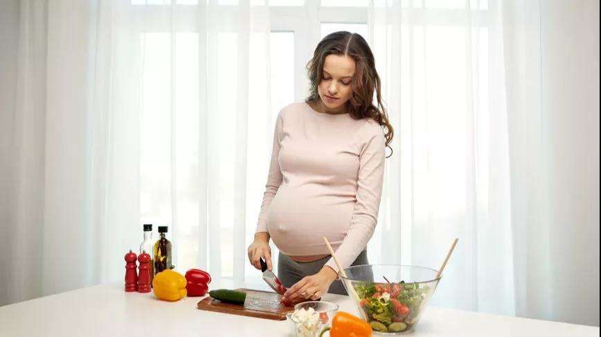 孕期当“吃货”易增难产风险!
