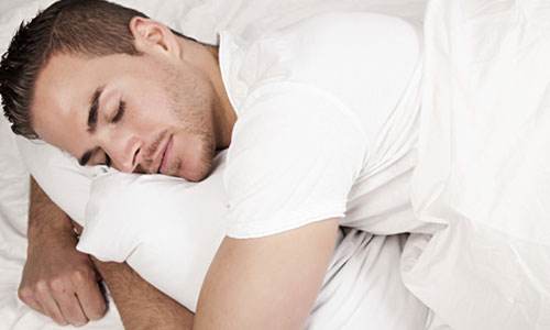 警惕!男性睡姿直接影响生殖健康