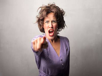 女性更年期易发怒正常吗？常见症状和心理疏导