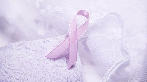 女性乳腺纤维瘤的症状及诊断和治疗