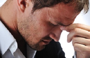 男性睾丸疼痛是怎么回事？一定要警惕这4种疾病！